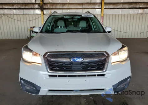 2018 Subaru Forester 2.5I Premium из США, поврежденный, VIN JF2SJAGC5JH416383
